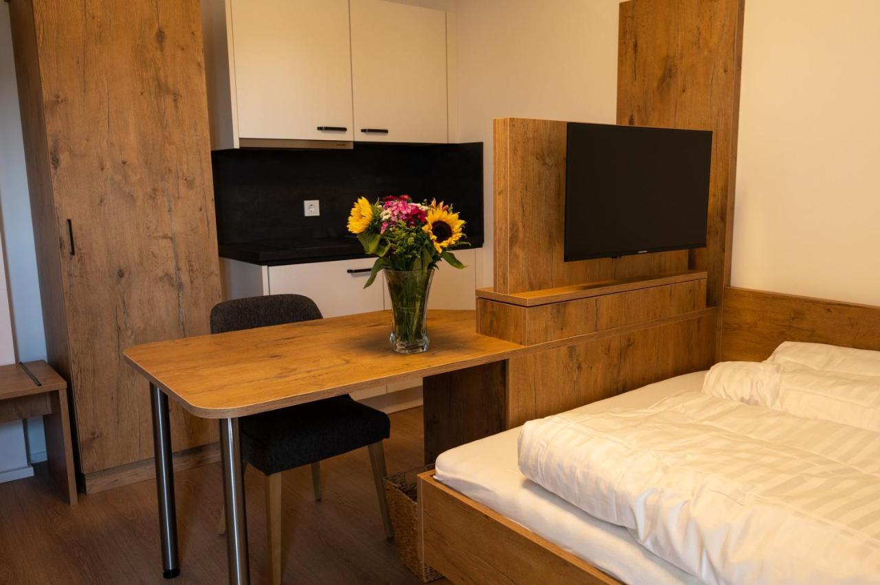 Heindlhof Hotel Инголщат Екстериор снимка